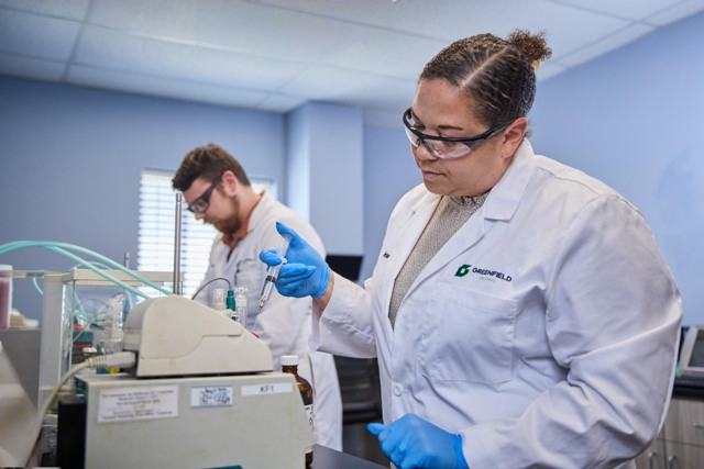 Découvrez nos solvants de qualité analytique, conçus pour offrir précision, régularité et performances fiables.